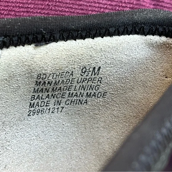 Bandolino black patent buckle front wedge pumps - Picture 4 of 11